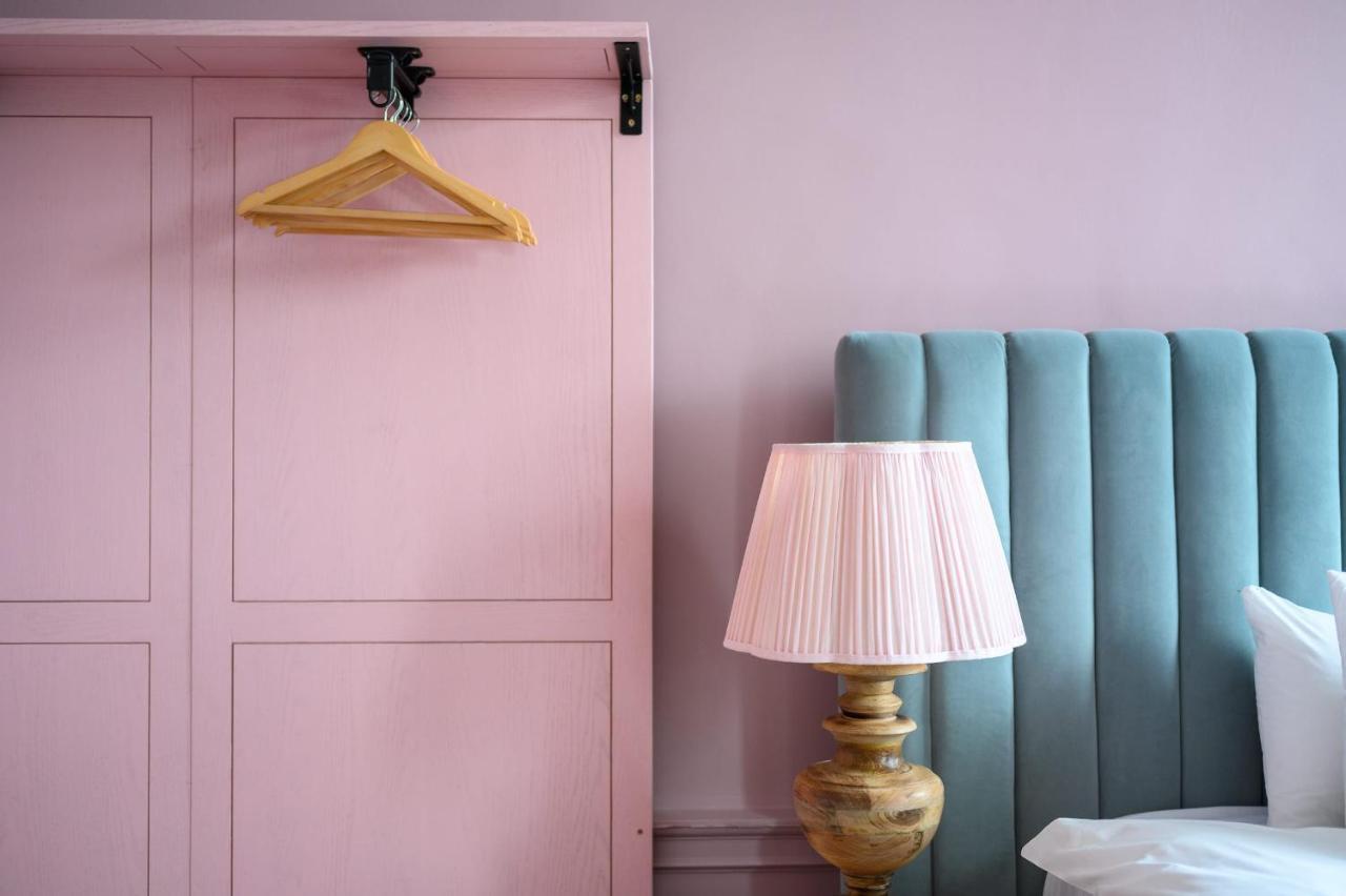 Spacious City Centre Family Room Edinburgh Ngoại thất bức ảnh