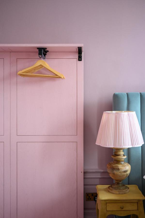 Spacious City Centre Family Room Edinburgh Ngoại thất bức ảnh